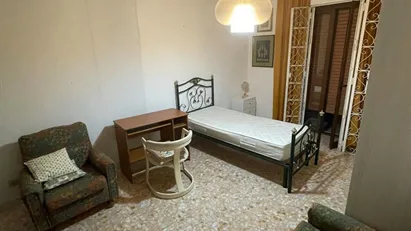 Room for rent in Arenella, Campania