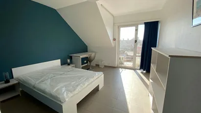 Room for rent in Brussels Sint-Lambrechts-Woluwe, Brussels