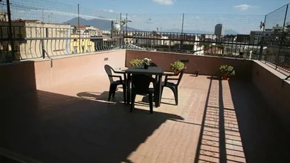 Room for rent in Napoli Municipalità 2, Naples