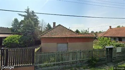 Apartments for rent in Csongrádi - Photo from Google Street View