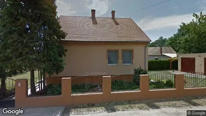 Apartments for rent in Mosonmagyaróvári - Photo from Google Street View