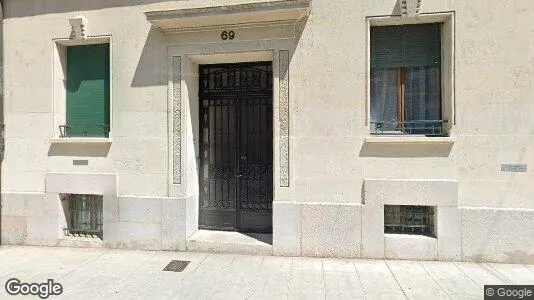 Apartments for rent in Geneva EAUX-VIVES - Photo from Google Street View