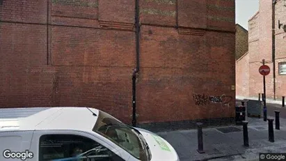 Rooms for rent in London E1 - Photo from Google Street View