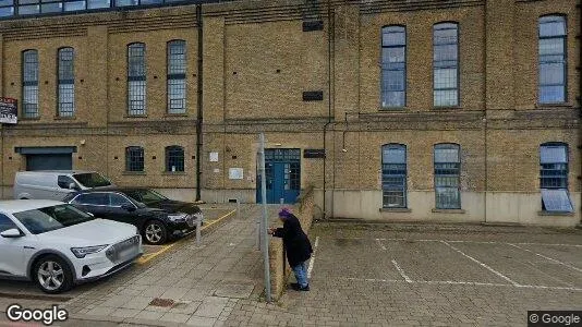Apartments for rent in London E16 - Photo from Google Street View
