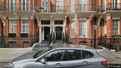 Rooms for rent in London E14 - Photo from Google Street View