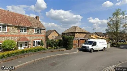 Apartments for rent in Bagshot - Surrey - Photo from Google Street View Apartments for rent in Bagshot - Surrey - Photo from Google Street View