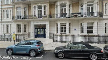 Apartments for rent in London W8 - Photo from Google Street View