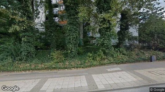 Apartments for rent in London E14 - Photo from Google Street View