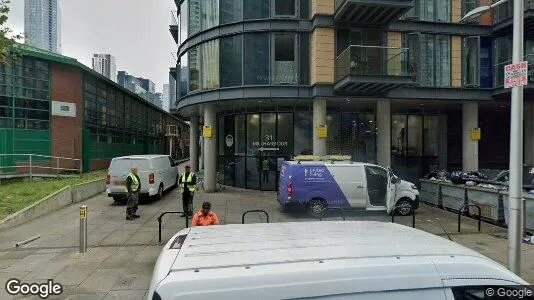 Apartments for rent in London E14 - Photo from Google Street View