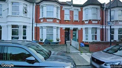 Rooms for rent in London NW2 - Photo from Google Street View