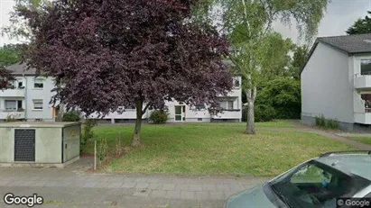 Apartments for rent in Duisburg - Photo from Google Street View Apartments for rent in Duisburg - Photo from Google Street View