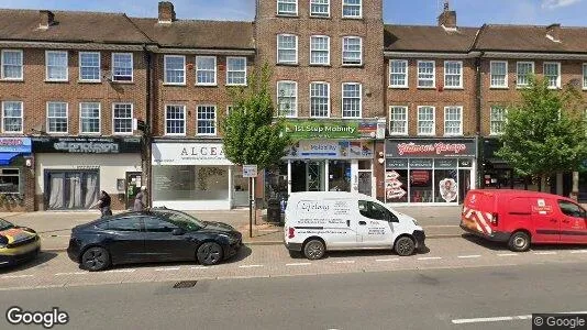 Apartments for rent in Sutton - Surrey - Photo from Google Street View