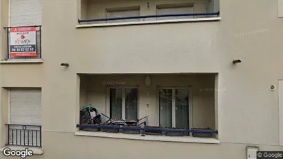 Apartments for rent in Senlis - Photo from Google Street View