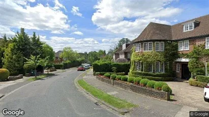 Rooms for rent in London N2 - Photo from Google Street View
