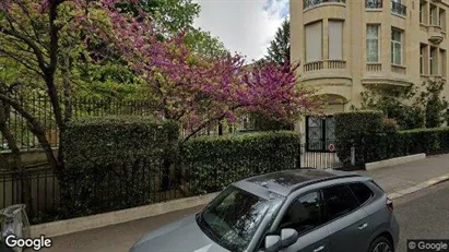 Apartments for rent in Paris 16ème arrondissement (South) - Photo from Google Street View