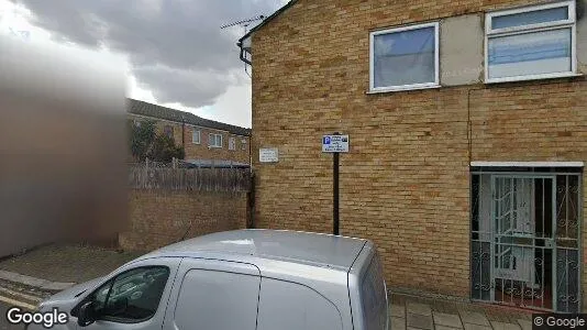 Rooms for rent in London E13 - Photo from Google Street View