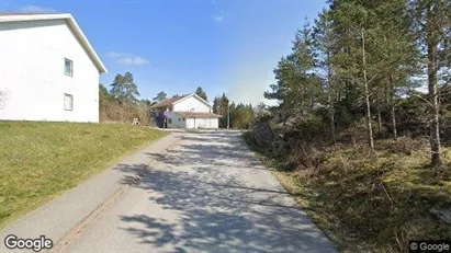 Apartments for rent in Orust - Photo from Google Street View