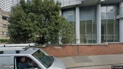 Apartments for rent in Croydon - Surrey - Photo from Google Street View