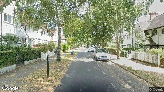 Apartments for rent in London W3 - Photo from Google Street View