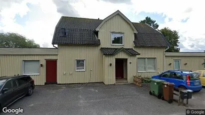 Apartments for rent in Mark - Photo from Google Street View