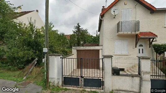 Apartments for rent in Évry - Photo from Google Street View