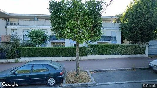 Apartments for rent in Évry - Photo from Google Street View