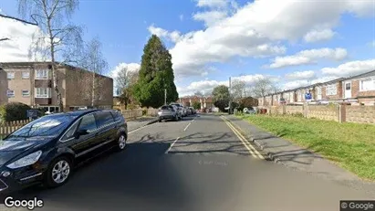 Apartments for rent in Woking - Surrey - Photo from Google Street View Apartments for rent in Woking - Surrey - Photo from Google Street View