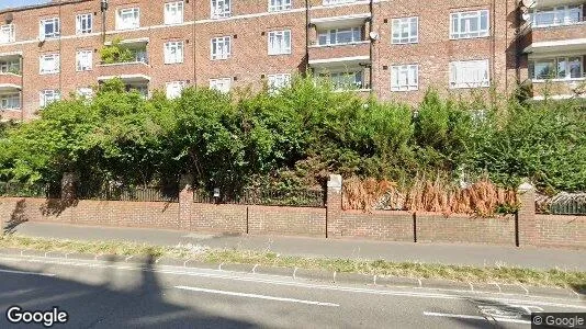 Rooms for rent in London W12 - Photo from Google Street View