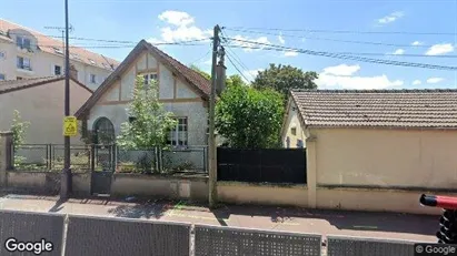 Apartments for rent in Nanterre - Photo from Google Street View