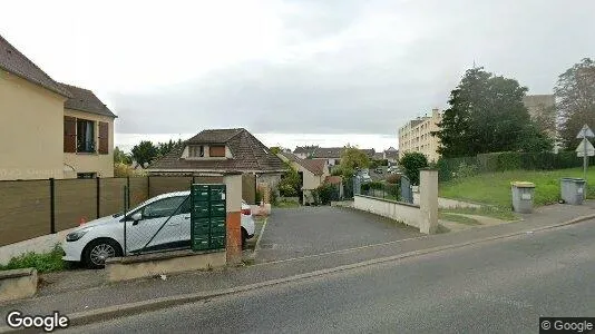 Apartments for rent in Saint-Germain-en-Laye - Photo from Google Street View