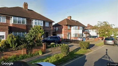 Rooms for rent in Edgware - Middlesex - Photo from Google Street View