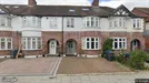Apartment for rent, New Malden - Surrey, Greater London, &lt;span class=&quot;blurred street&quot; onclick=&quot;ProcessAdRequest(13449907)&quot;&gt;&lt;span class=&quot;hint&quot;&gt;See streetname&lt;/span&gt;[xxxxxxxxxxxxx]&lt;/span&gt;