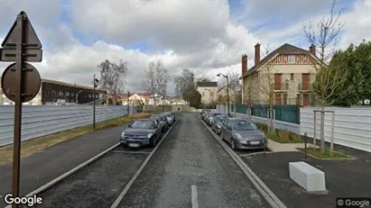 Apartments for rent in Senlis - Photo from Google Street View