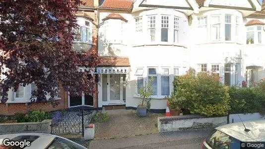 Apartments for rent in Westcliff-on-Sea - Essex - Photo from Google Street View