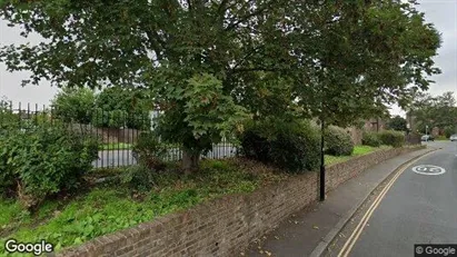 Rooms for rent in Isleworth - Middlesex - Photo from Google Street View