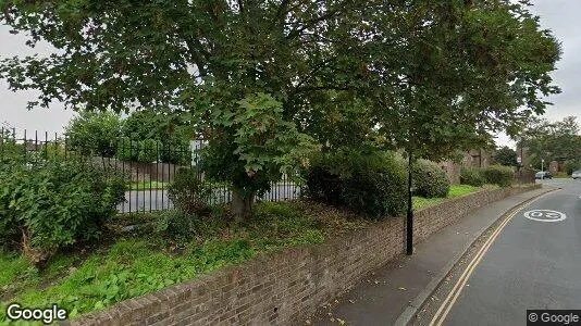 Rooms for rent in Isleworth - Middlesex - Photo from Google Street View