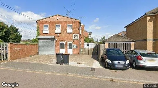 Apartments for rent in Luton - Bedfordshire - Photo from Google Street View