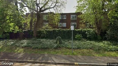 Apartments for rent in Wallington - Surrey - Photo from Google Street View