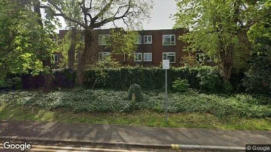 Apartments for rent in Wallington - Surrey - Photo from Google Street View