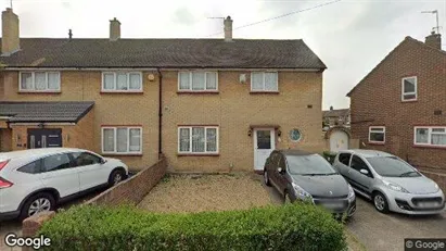 Apartments for rent in Staines-upon-Thames - Middlesex - Photo from Google Street View