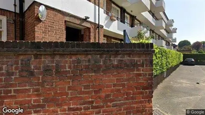 Apartments for rent in London SW14 - Photo from Google Street View