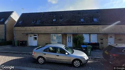 Apartments for rent in Milton Keynes - Buckinghamshire - Photo from Google Street View