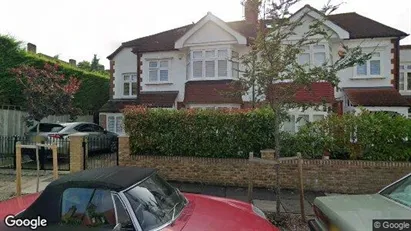 Apartments for rent in Richmond - Surrey - Photo from Google Street View