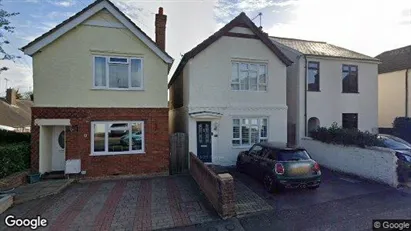 Apartments for rent in Farnborough - Hampshire - Photo from Google Street View