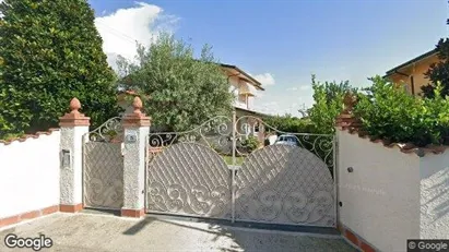 Apartments for rent in Forte dei Marmi - Photo from Google Street View