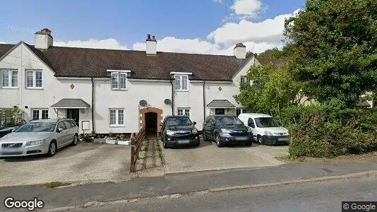 Apartments for rent in Berkhamsted - Hertfordshire - Photo from Google Street View