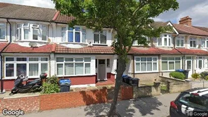 Apartments for rent in Thornton Heath - Surrey - Photo from Google Street View