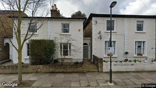 Apartments for rent in Richmond - Surrey - Photo from Google Street View