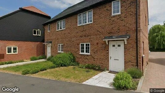 Apartments for rent in Bracknell - Berkshire - Photo from Google Street View