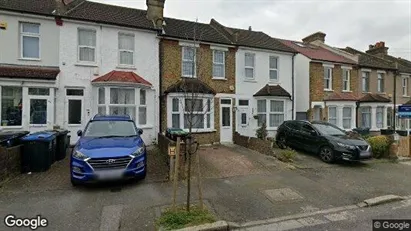 Apartments for rent in Thornton Heath - Surrey - Photo from Google Street View